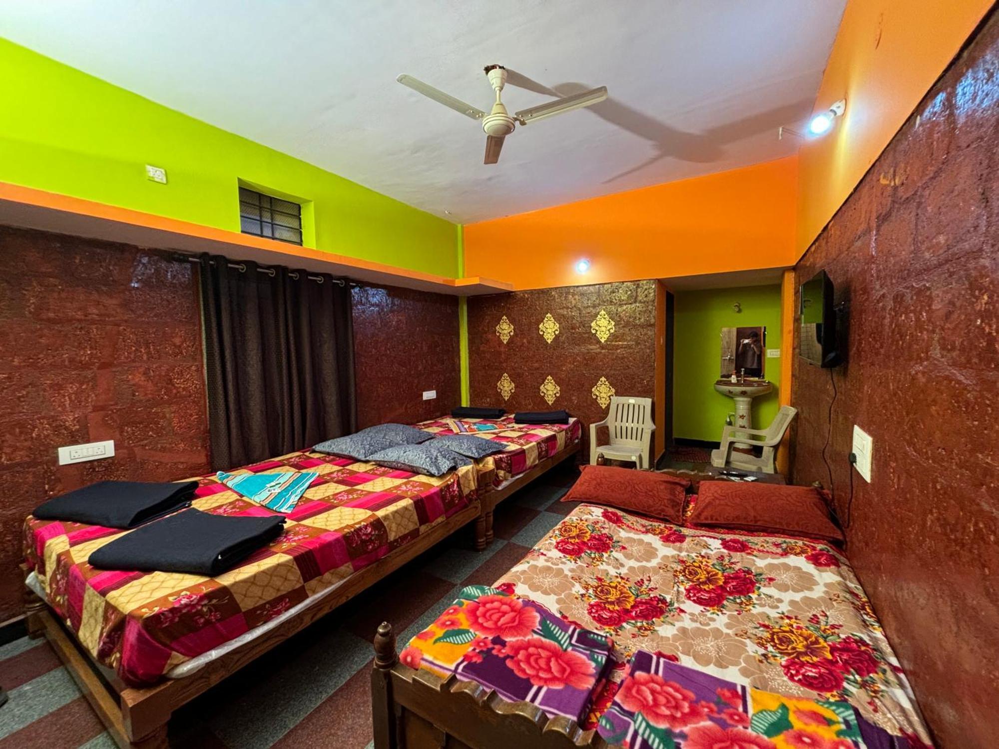 Dandeli Nakadi Home Stay Dış mekan fotoğraf