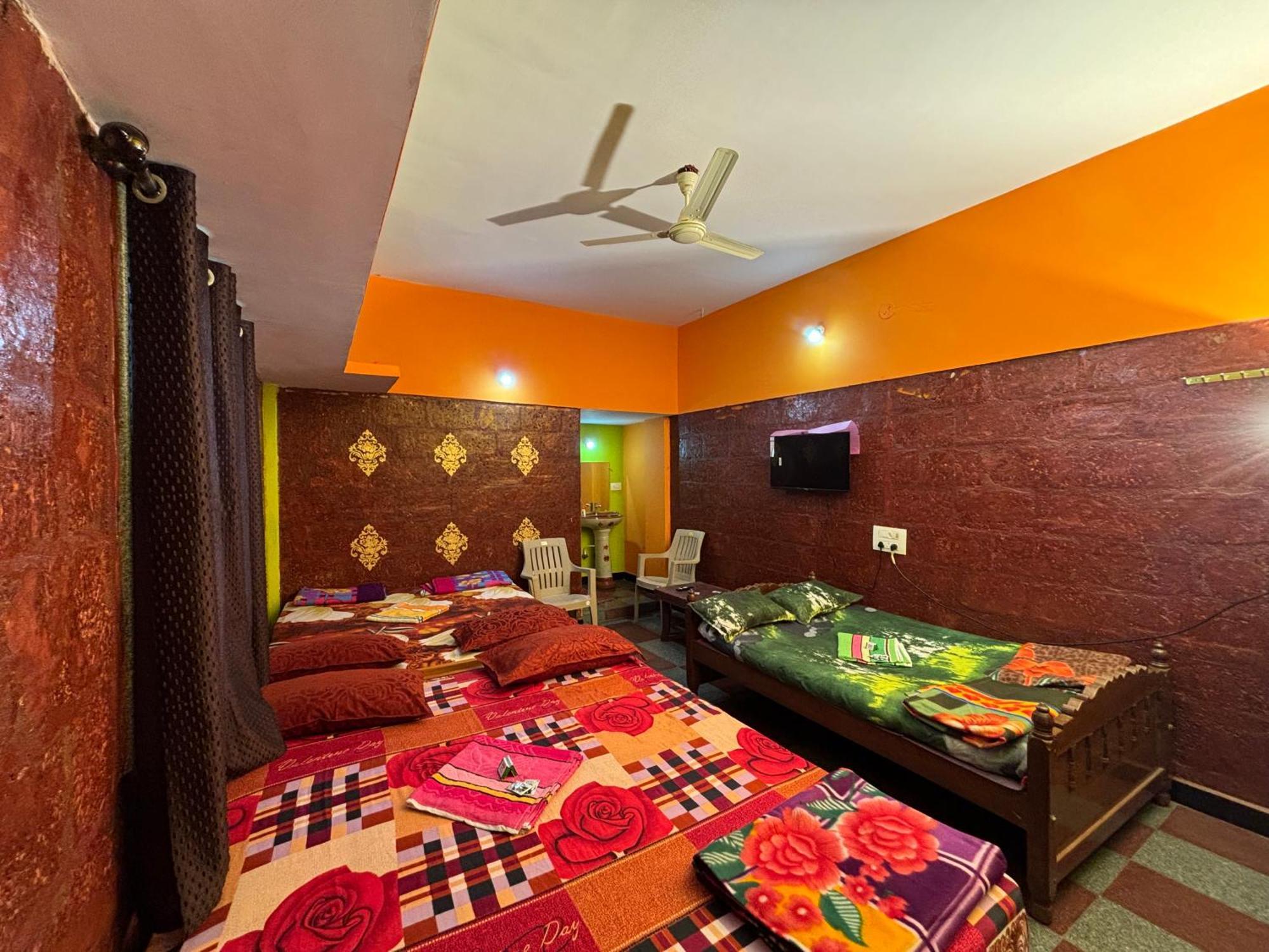 Dandeli Nakadi Home Stay Dış mekan fotoğraf